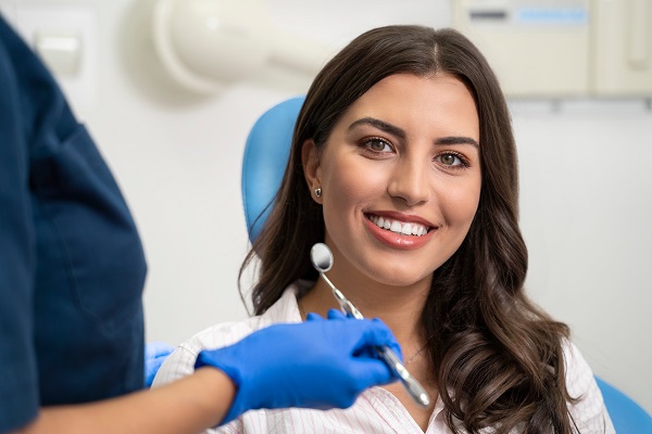 Why A Dentist Recommends Regular Dental Cleanings